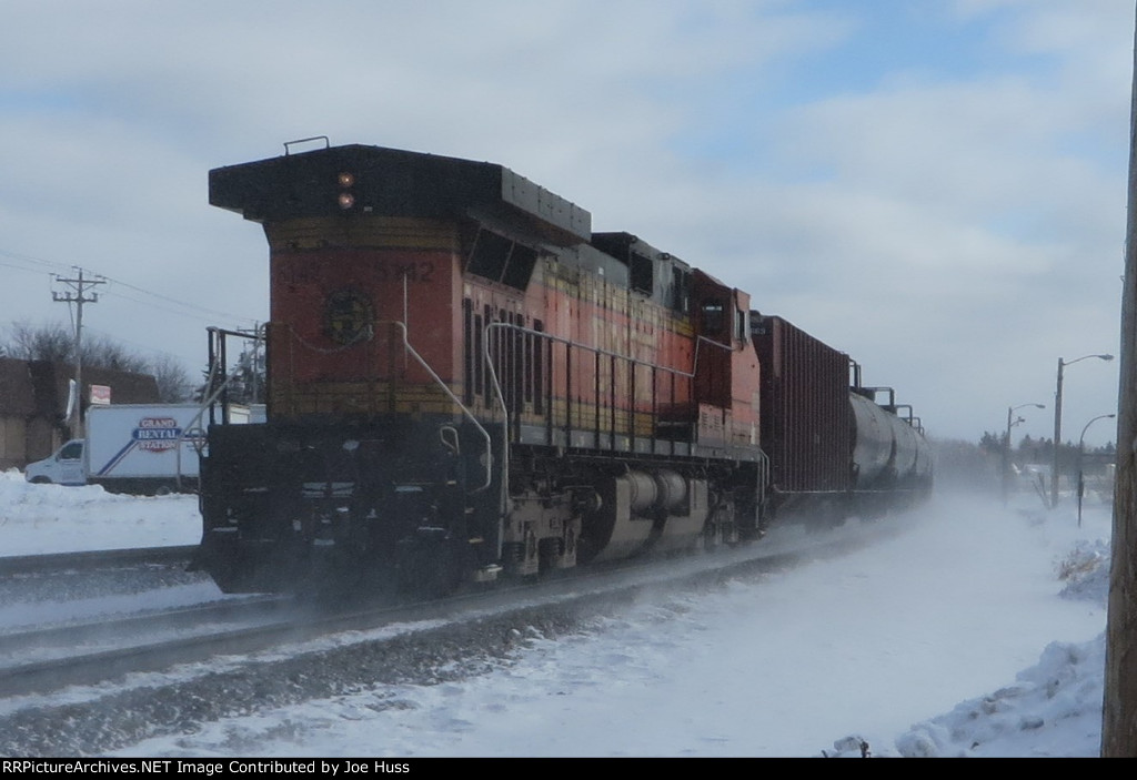 BNSF 5142 DPU